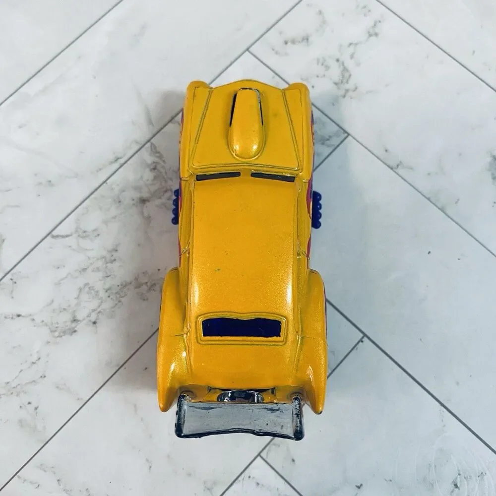 Hot Wheels age ply